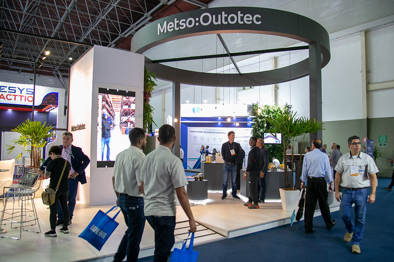 Metso Outotec neutraliza emissão de carbono de seu estande na EXPOSIBRAM 2022